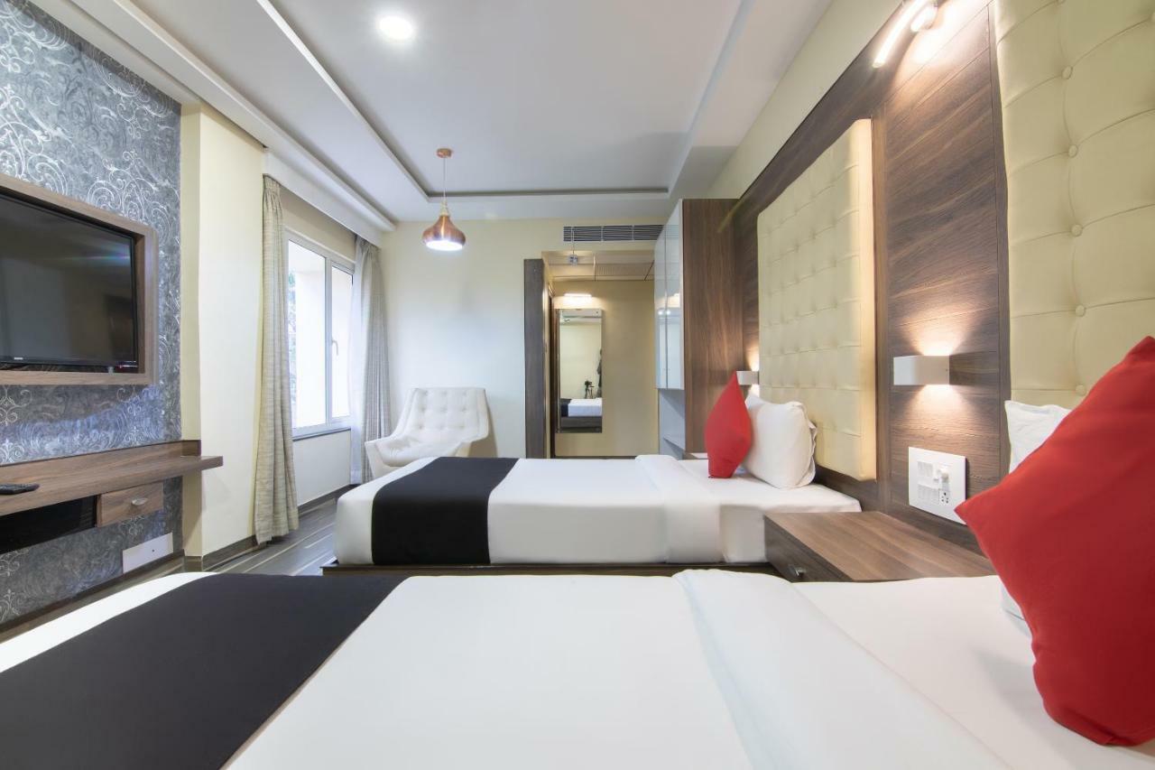 Capital O 18788 Phoenix Hotel & Resort Бангалор Экстерьер фото